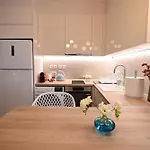 Lilaki Apartment