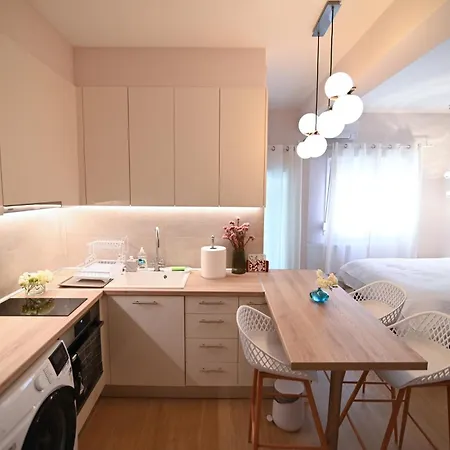Apartman Lilaki *